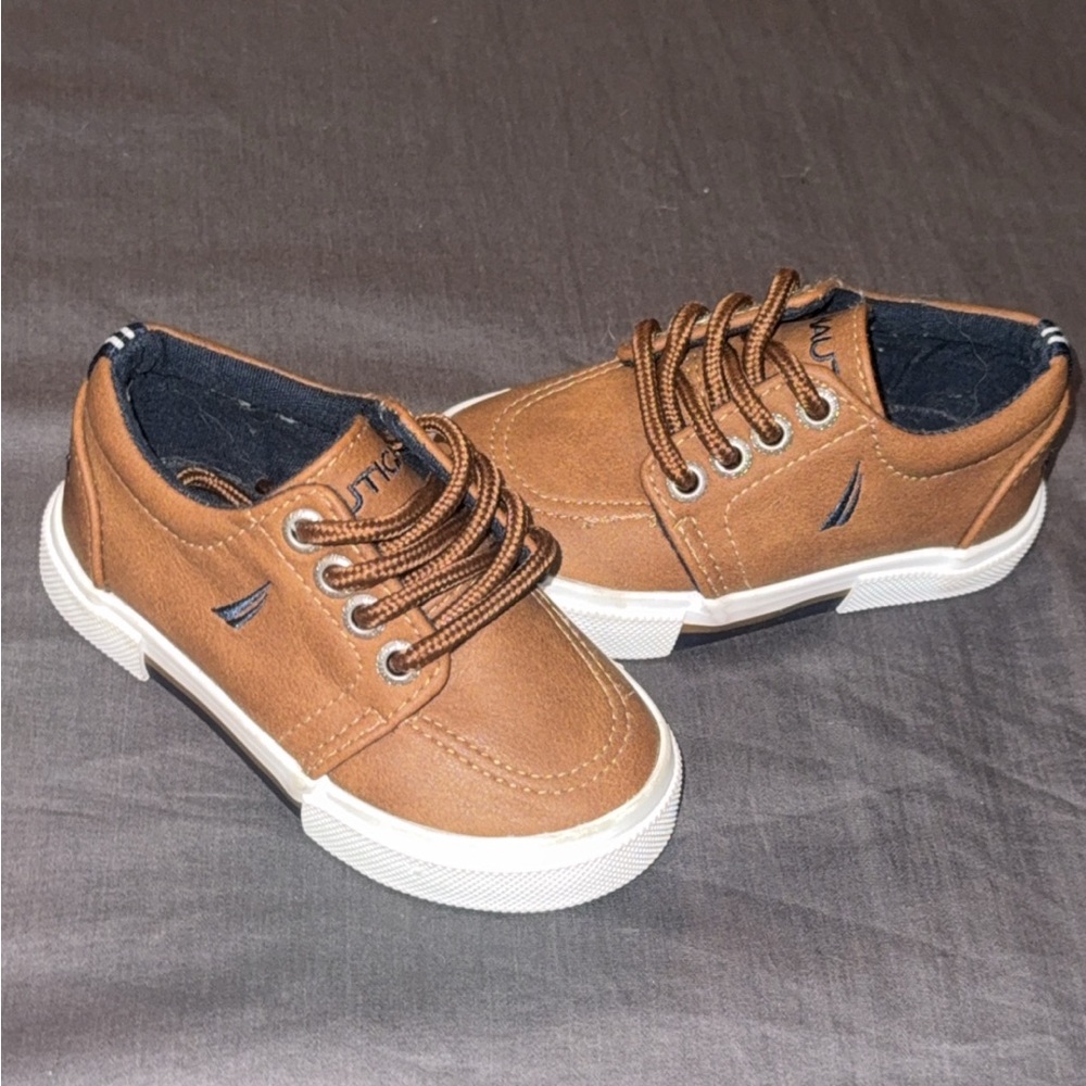 Nautica Men's Tan Boat Shoes